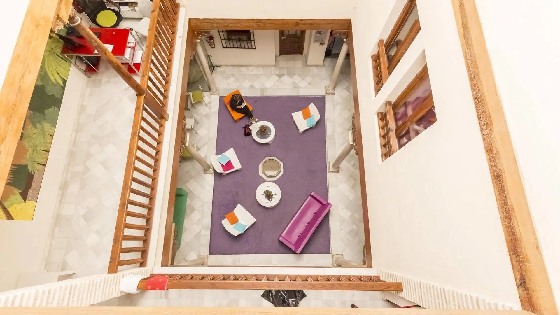 White Nest Hostel Granada