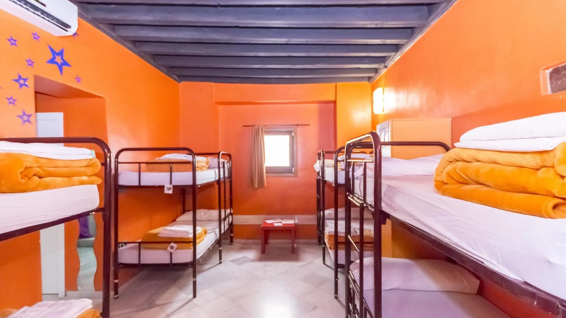 White Nest Hostel Granada 0*,