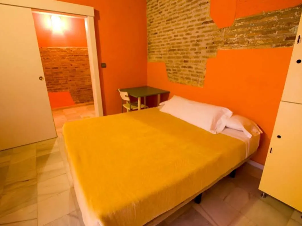 White Nest Hostel Granada