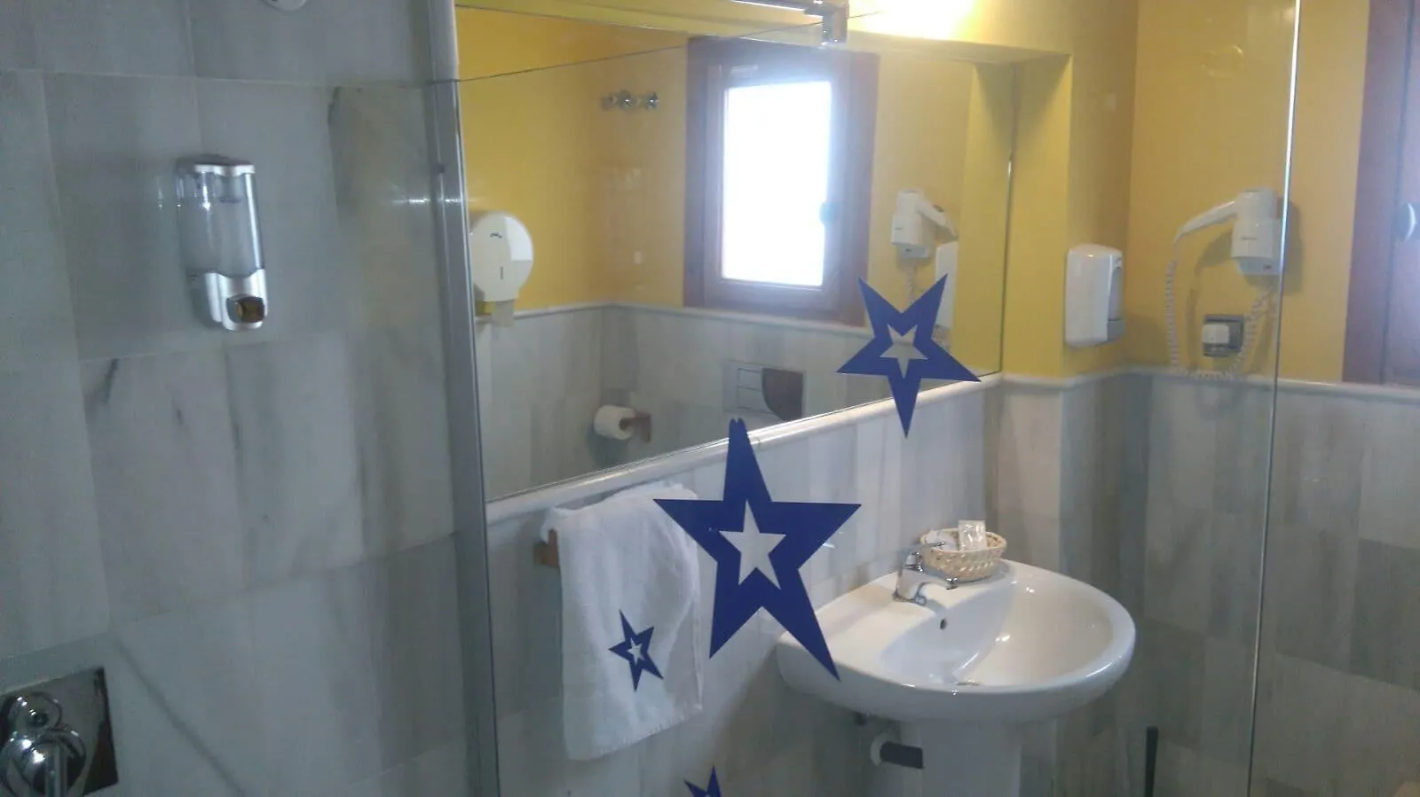 White Nest Hostel Granada
