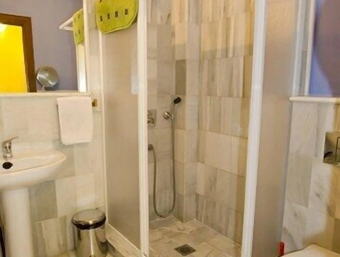 White Nest Hostel Granada Spanien