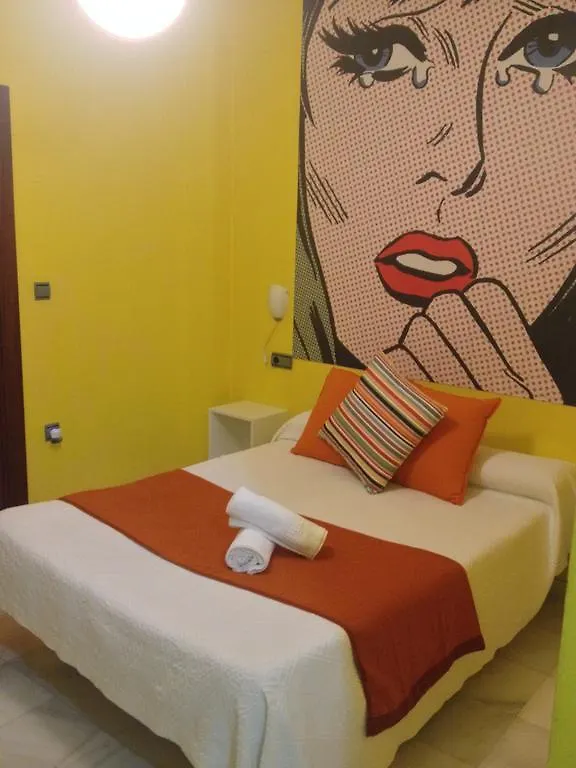 White Nest Hostel Granada